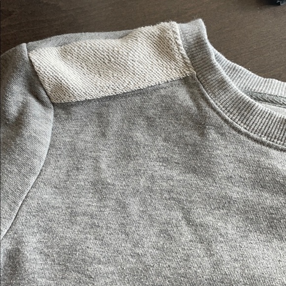 Hudson Gray Top - Picture 3 of 8